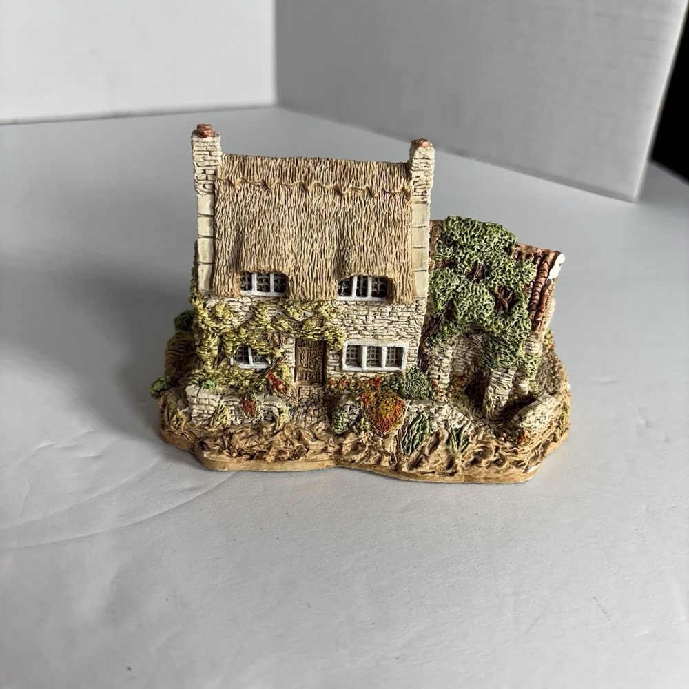 Lilliput Lane -‎ Cobblers Cottage